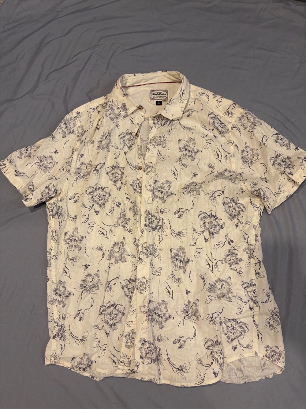 Men's Cream Floral linen-cotton Short-Sleeve Button-Up Shirt